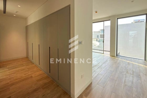 Biggest Plot | Corner Unit | Genuine, picture 24