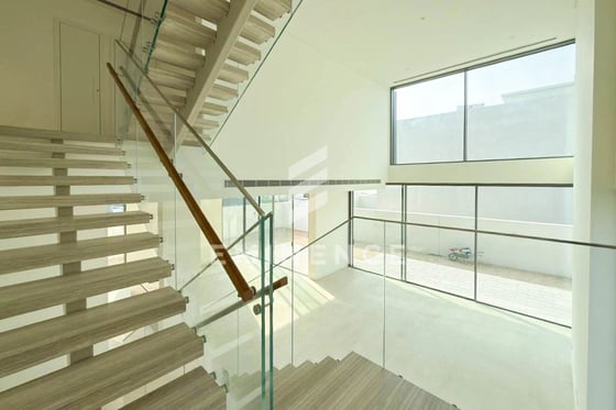 Biggest Plot | Corner Unit | Genuine, picture 11