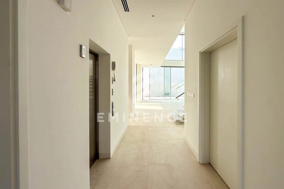 Biggest Plot | Corner Unit | Genuine, picture 16