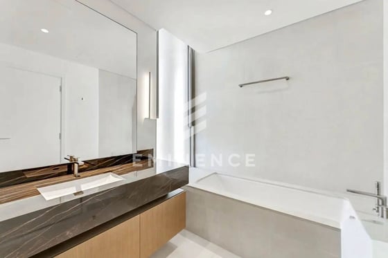 Best priced | Vacant | Double Height Ceiling, picture 20