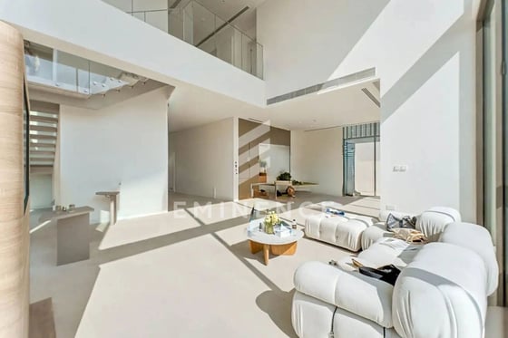Best priced | Vacant | Double Height Ceiling, picture 6