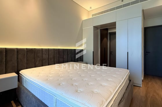 Brand New | Furnished | Upgraded | Pool View, picture 9