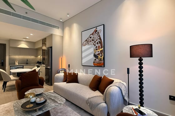 Brand New | Furnished | Upgraded | Pool View, picture 2