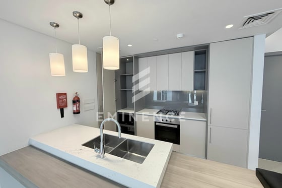 Brand New | High Floor | Amenities View, picture 3