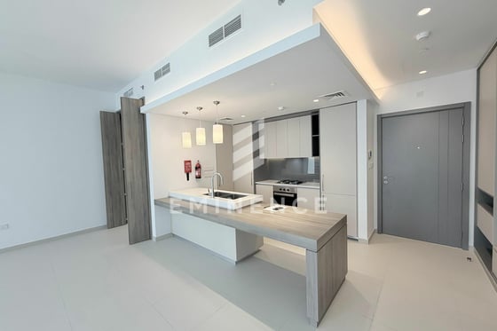 Brand New | High Floor | Amenities View, picture 2