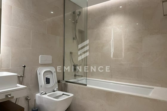 Pool View | Spacious 2 Bedroom | Vacant, picture 7