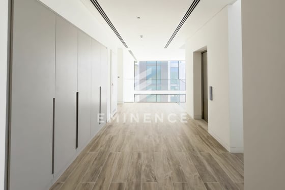 Best priced | Vacant | Double Height Ceiling, picture 23