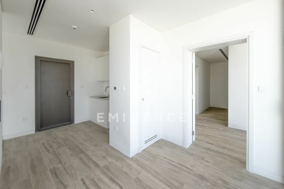 Best priced | Vacant | Double Height Ceiling, picture 24