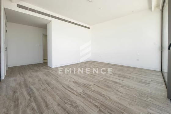 Best priced | Vacant | Double Height Ceiling, picture 27