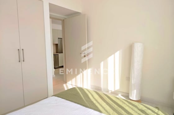 Fully Furnished 1BR | Renovated | Sunset View, picture 9