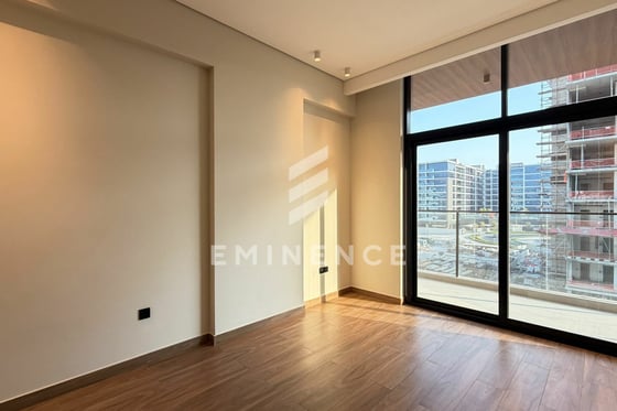 Best Price | Brand New | Modern | Mid Floor, picture 6