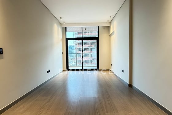 Best Price | Brand New | Modern | Mid Floor, picture 3