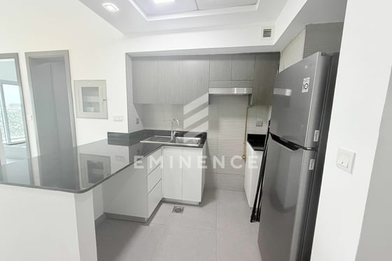 Spacious 1 BR | Science Park View | Vacant, picture 13