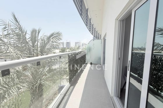 Spacious 1 BR | Science Park View | Vacant, picture 1