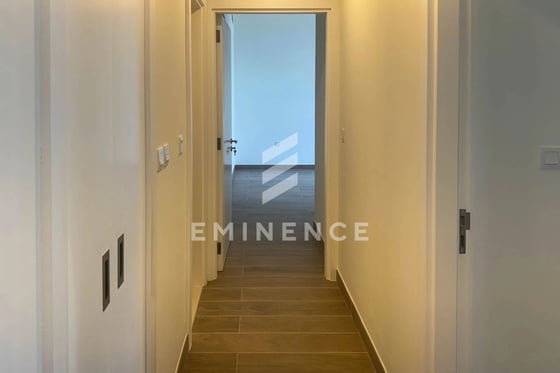 Low Floor | Prime Location | Pool View, picture 8