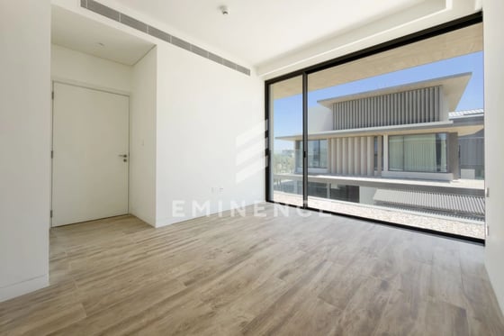 Best priced | Vacant | Double Height Ceiling, picture 22