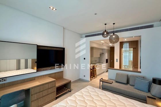 Exclusive | Furnished | Prime Location, picture 3