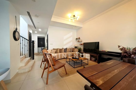 Spacious 2BR | Maids Room | Townhouse | Rented, picture 3