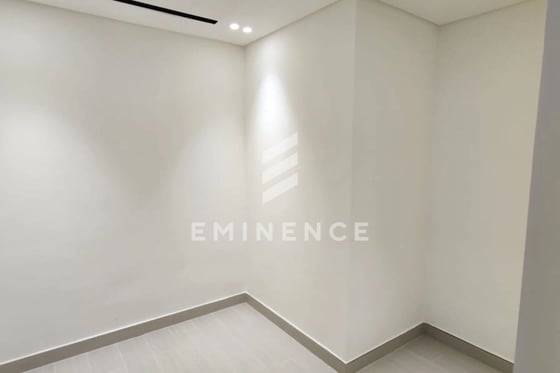 Exclusive | Fully furnished | 1 BR plus Study , picture 5