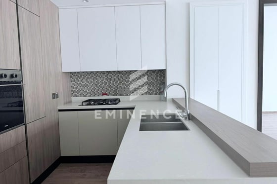 High Floor | Sea view | Vacant, picture 5