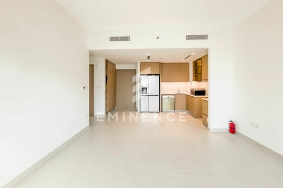 Top Floor | Beach Access | Low Rise 2BR, picture 2