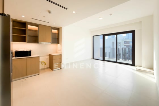Top Floor | Beach Access | Low Rise 2BR, picture 1