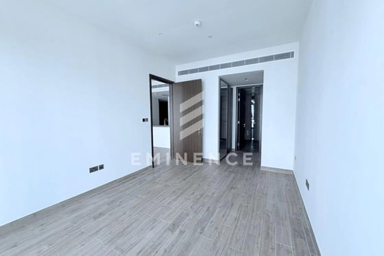 High Floor | Sea view | Vacant, picture 7