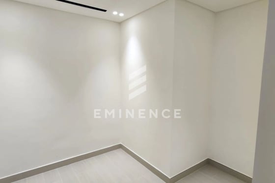 Exclusive | Fully furnished | 1 BR plus Study , picture 5