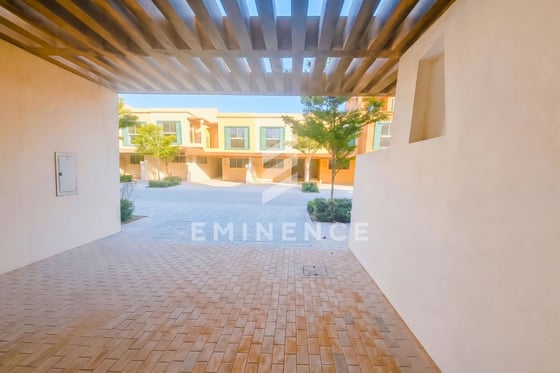 Single Row | Close to Lagoon | Ready to Move In, picture 12