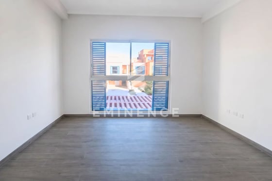 Single Row | Close to Lagoon | Ready to Move In, picture 9