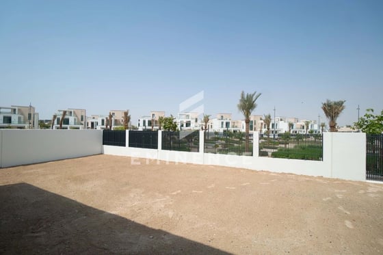 Single Row | On the Park | Roof Access, picture 17