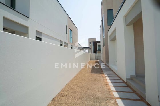 Single Row | On the Park | Roof Access, picture 10