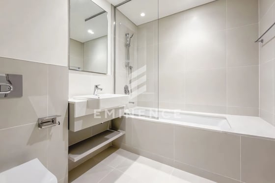 Single Row | End Unit | Ready to Move in, picture 13