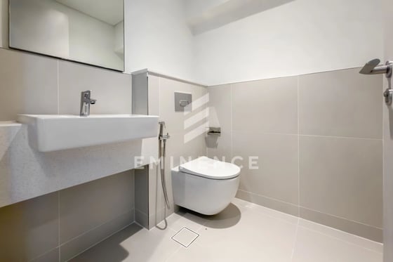 Single Row | End Unit | Ready to Move in, picture 9