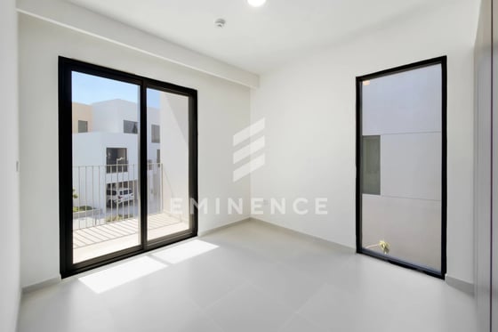 Single Row | End Unit | Ready to Move in, picture 18