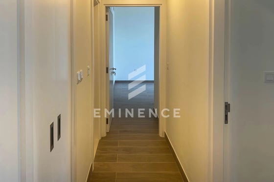 Low Floor | Prime Location | Pool View, picture 8