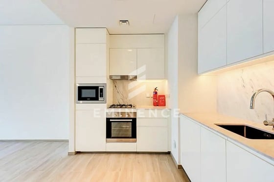 Hight Floor | Park View | Unfurnished, picture 2