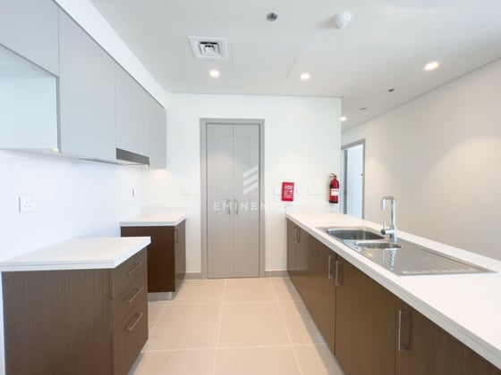 2 Bedroom | Low Floor | Vacant, picture 4