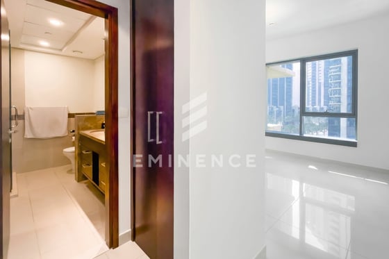 2 Bedrooms | Corner Unit | Fountain View, picture 3