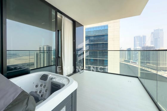 Furnished | Jacuzzi on Terrace | Full Canal View, picture 14