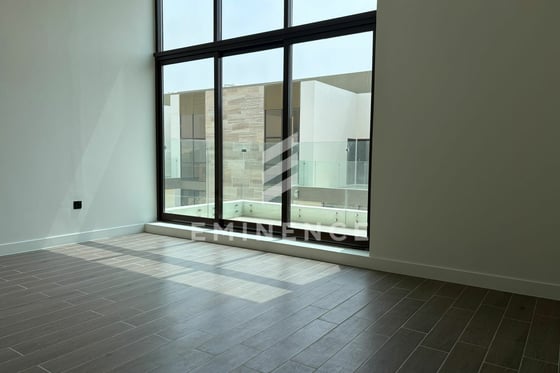End Unit | Back to Back | Landscaped | Vacant, picture 8