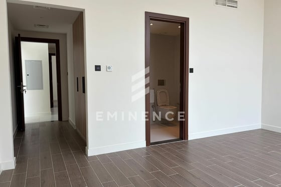 End Unit | Back to Back | Landscaped | Vacant, picture 6
